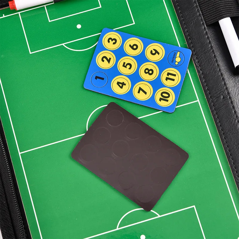 Tablero Táctico de Fútbol Magnético con Rotuladores y Portapapeles